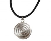 Collana con riproduzione di pedina romana e medievale douple face