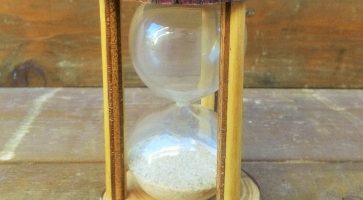 Hourglass – Excellence