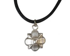 Collana con pendente medievale